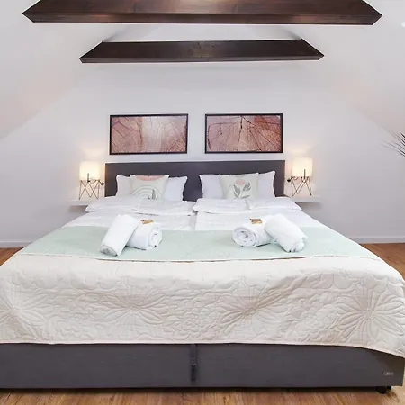 Homeme Netflix, Parkplatz, Kueche, Zentral Aparthotel