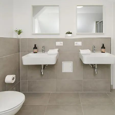 Homeme Netflix, Parkplatz, Kueche, Zentral Aparthotel 3*