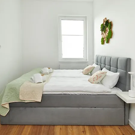 Homeme Netflix, Parkplatz, Kueche, Zentral Aparthotel Bad Oeynhausen