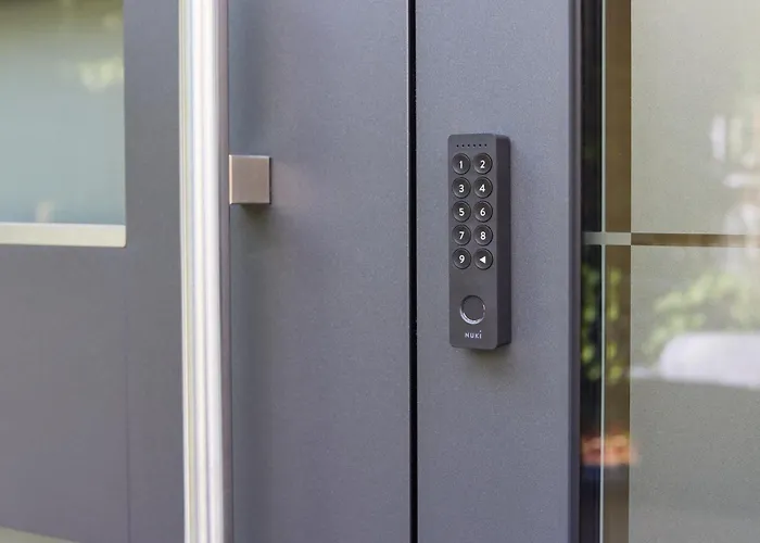 Homeme Netflix, Parkplatz, Kueche, Zentral 3*