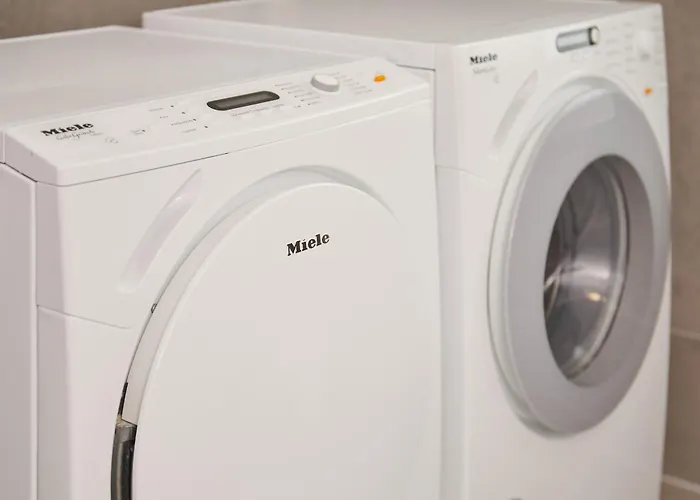 Homeme Netflix, Parkplatz, Kueche, Zentral 3*