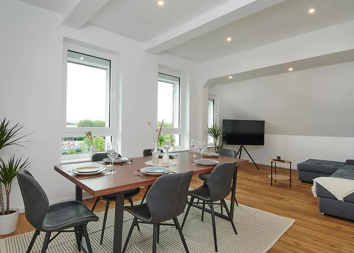 Homeme Netflix, Parkplatz, Kueche, Zentral 3*